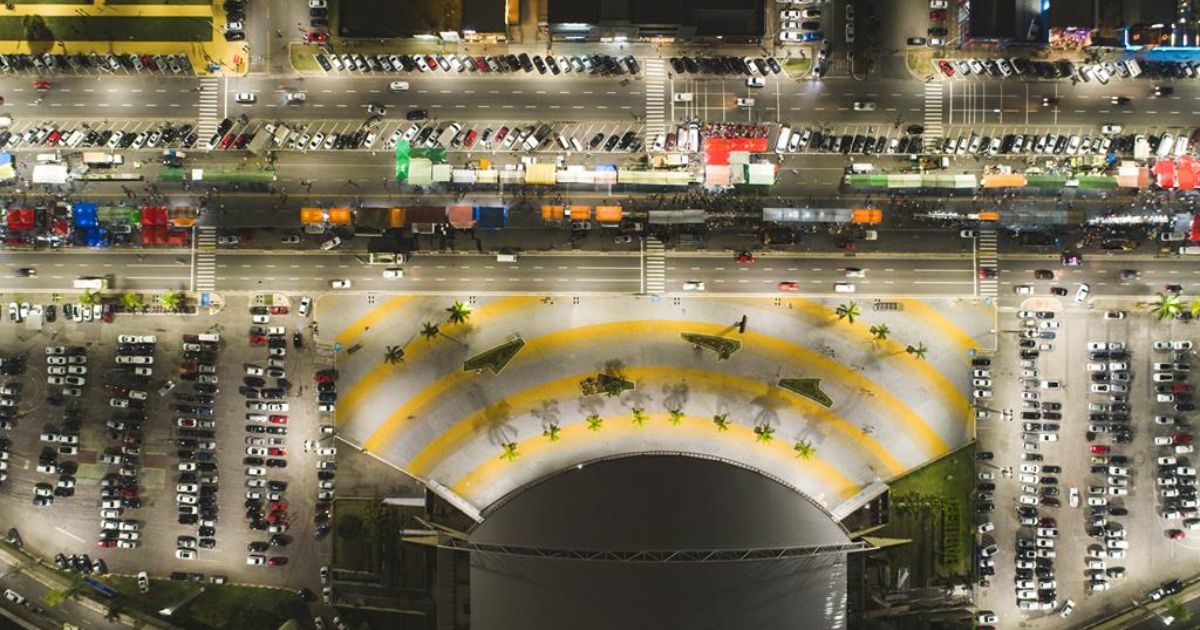 Feira Noturna de Barueri